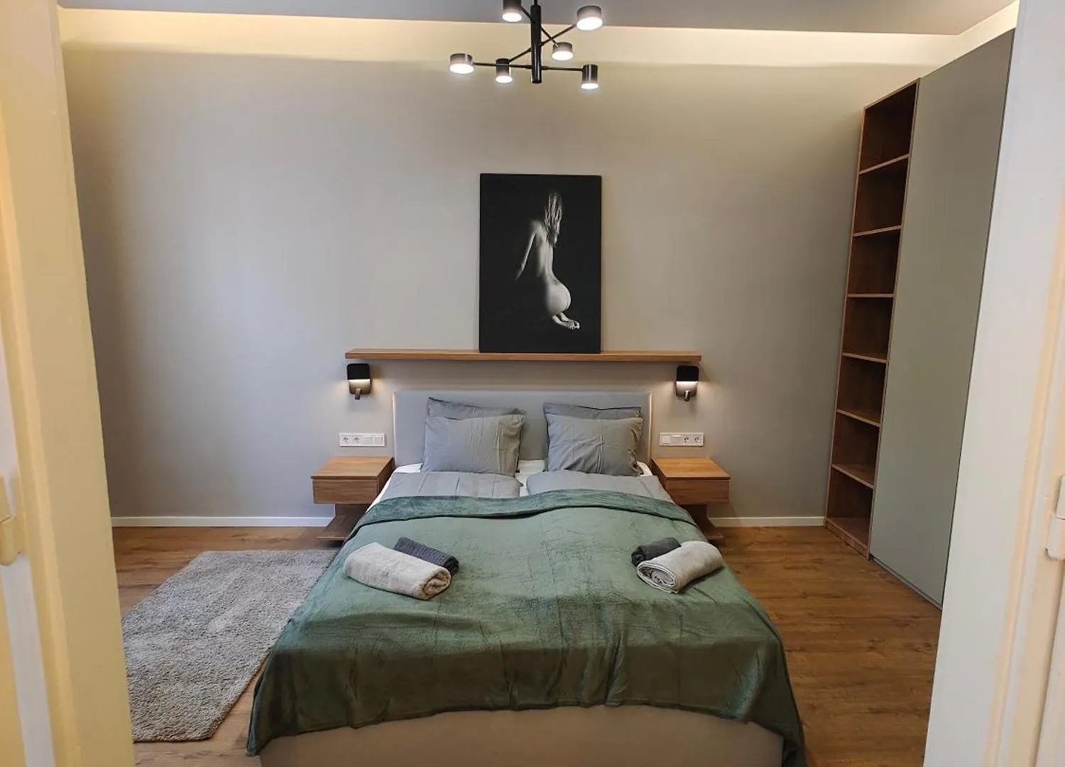 City Center 2, Cozy And Modern 2Br In The City Center Boedapest 0*,  Hongarije