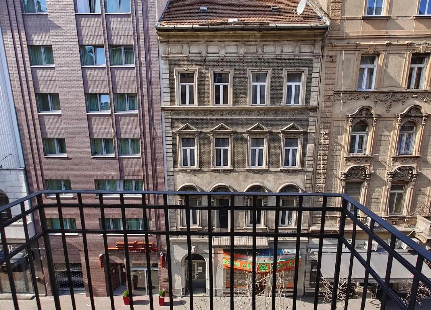 City Center 2, Cozy And Modern 2Br In The City Center Budapest Apartment