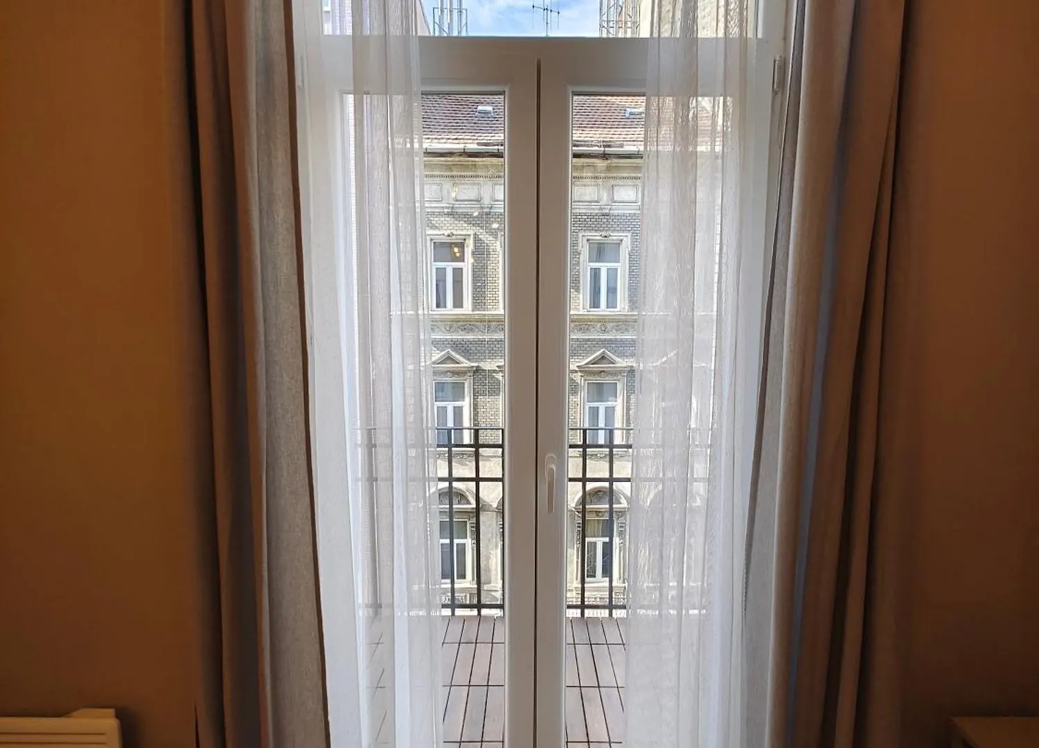 Apartment City Center 2, Cozy And Modern 2Br In The City Center Budapest Hungary